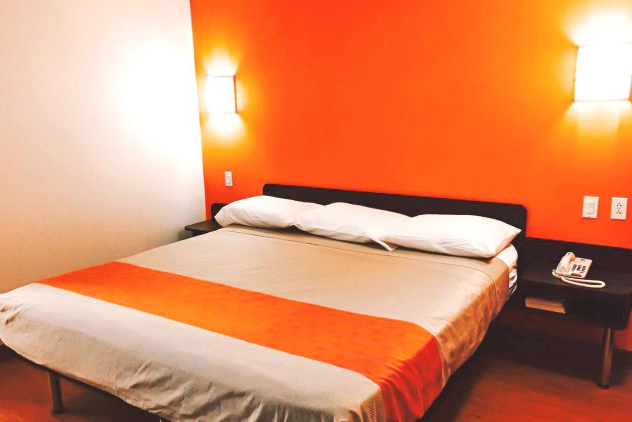 Key Inn Macedonia Екстериор снимка